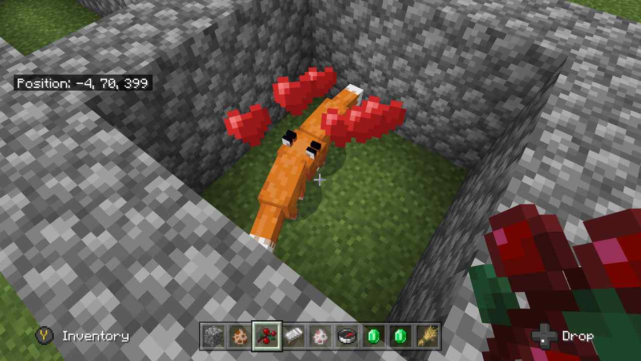What Do Foxes Eat In Minecraft & How To Tame Them? (Guide)