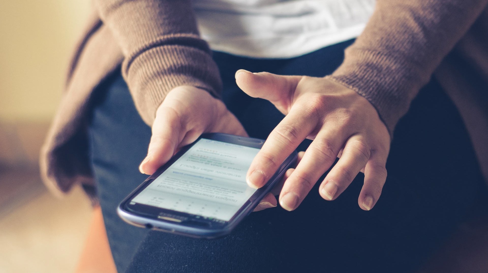 Why Is Nothing Loading On My Phone? 5 Common Reasons